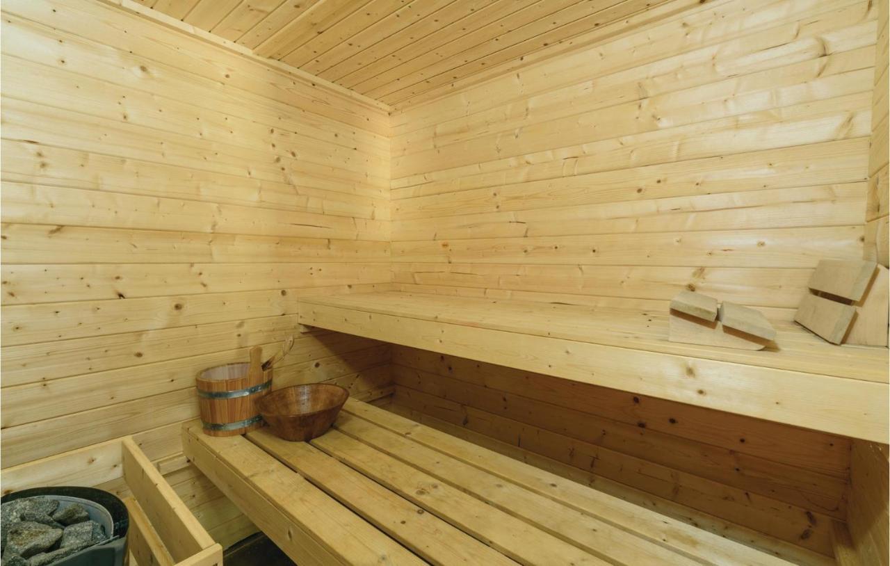 Stunning Home In Krasic With Sauna Zewnętrze zdjęcie